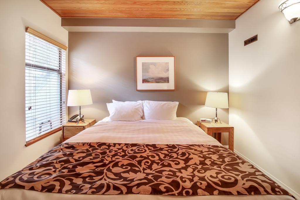 Whiski Jack Creekside Уистлер Экстерьер фото