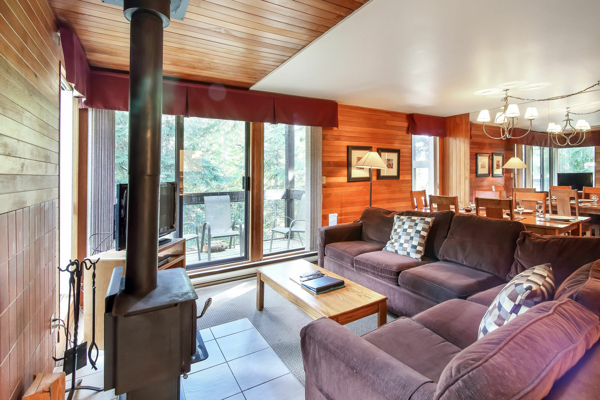 Whiski Jack Creekside Уистлер Экстерьер фото